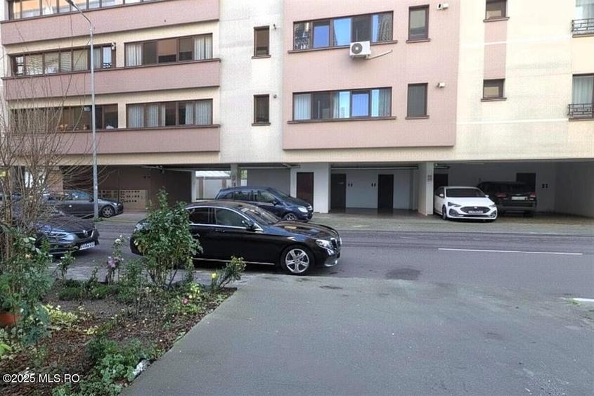 	Km 4-5 - Lidl, Garsoniera decomandata, 40 mp, incadrata, etajul 1! - 22