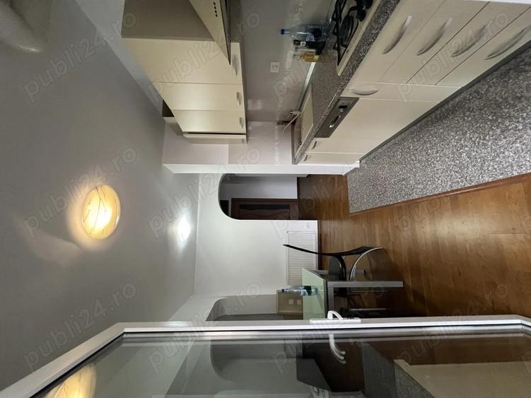 Inchiriez apartament 3 camera Calea Dorobantilor nr 78 - 1