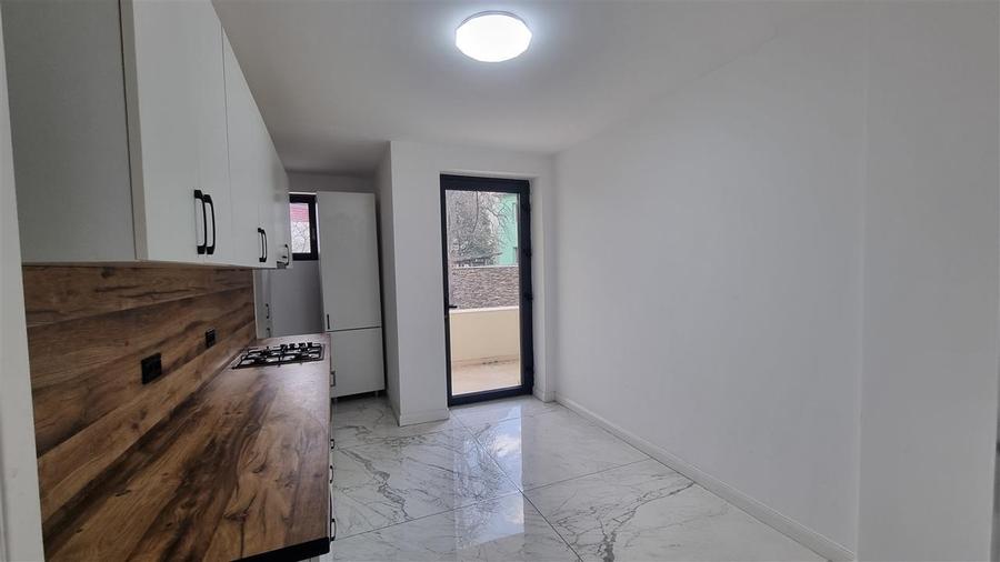 Vila - Bloc modern de 11 camere zona Centrul Civic , Onix - 19