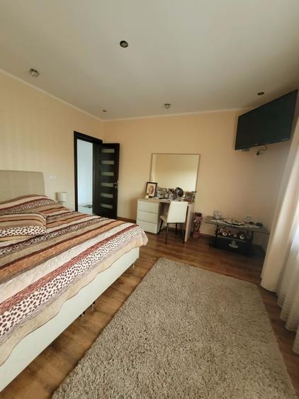 Localitatea Lumina - Central - Vila P+1 - constructie caramida - 742 mp teren - 34