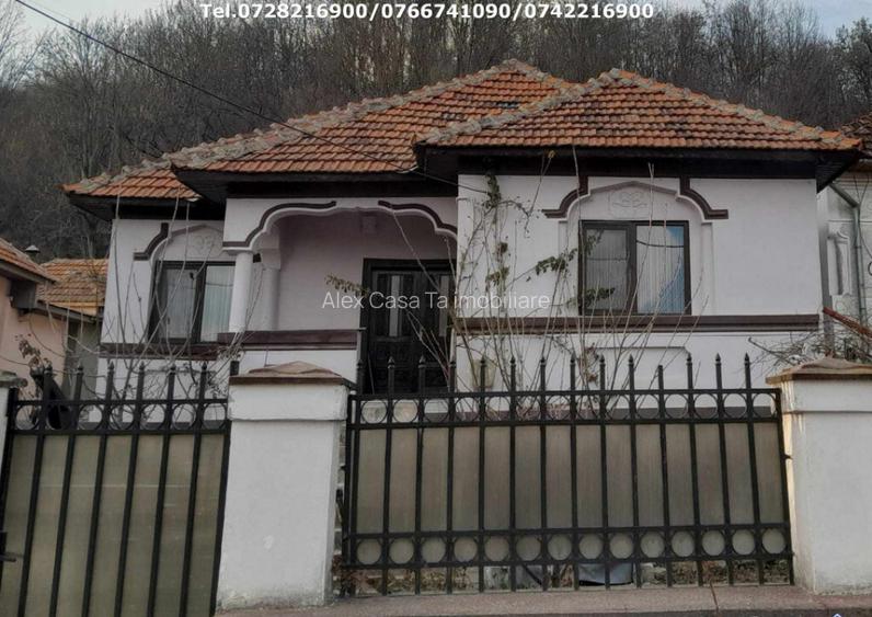 Casa situata in Oras Tismana - Isvarna