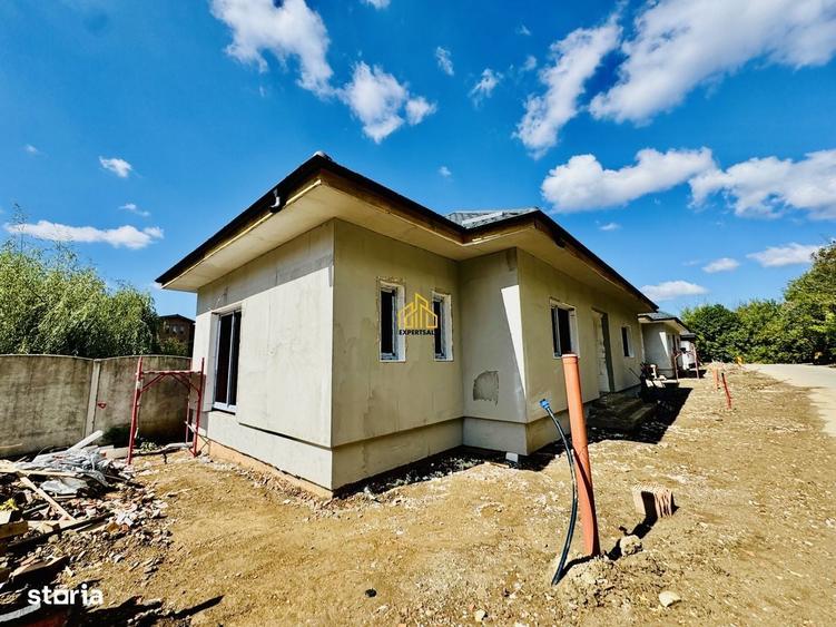 Casă cu 3 camere cu Teren 295 Mp în Central