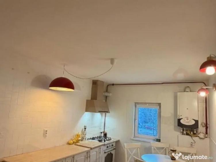 Apartament Cu 3 Camere Decomandate Etaj 1 - Zona Obcini - 8