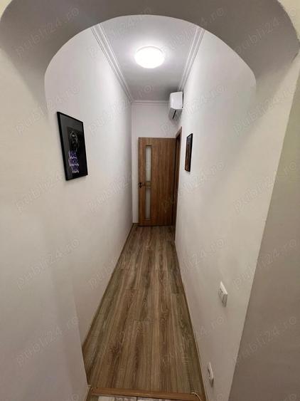 Garsoniera de inchiriat 35 mp Pia?a Domenii 1 Mai 450 EUR - 1