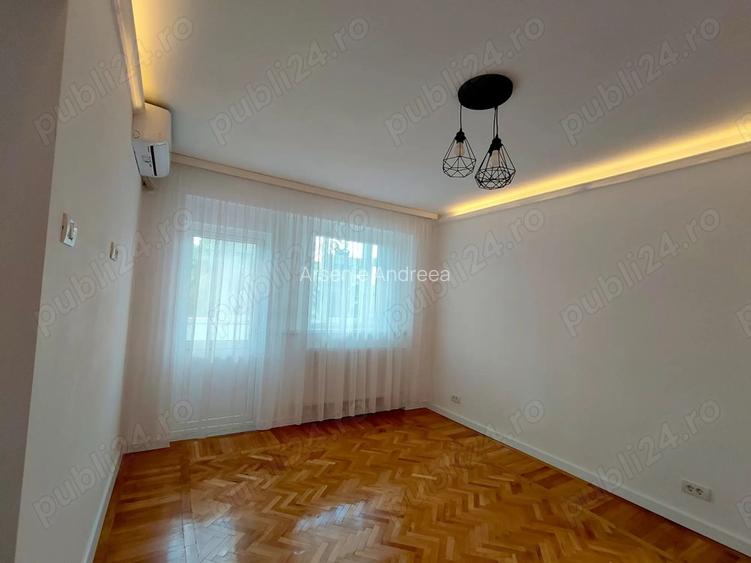 Vand Ap 3 camere Zona Capitol Tomis II