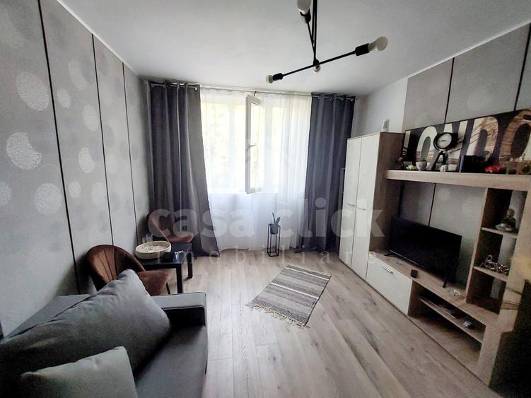 Garsonieră Micro 19, renovata si mobilată, balcon, etaj 1 - 1
