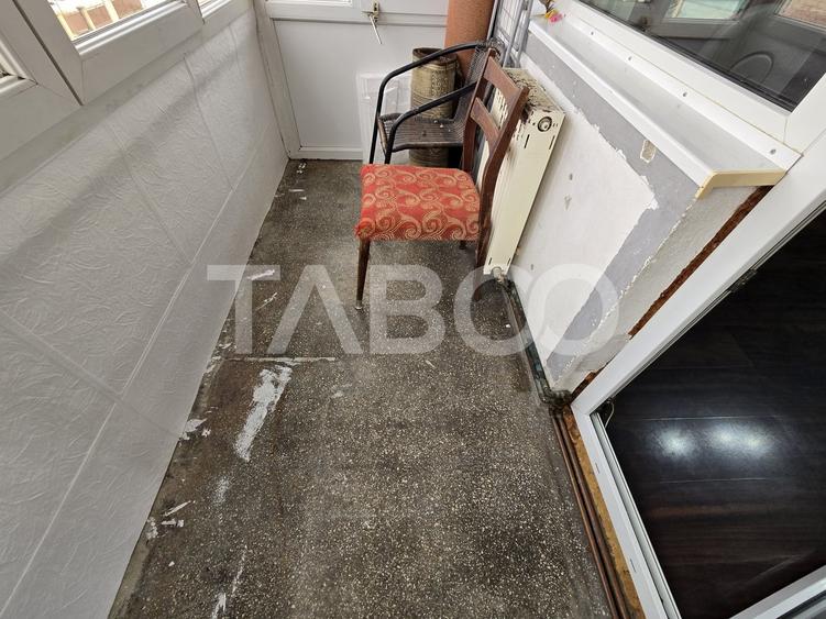Apartament 2 camere de vanzare 48 utili balcon zona Vasile Aaron Sibiu - 8