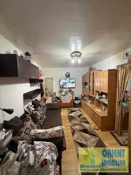 Apartament cu 2 camere semidecomandat în Inel II