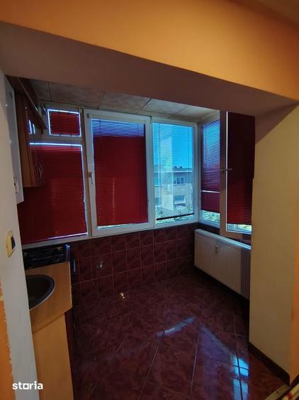 Apartament 2 camere zona Miorita, decomandat. - 2
