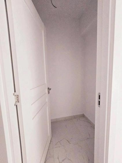 Apartament 2 Camere cu boxa ?i parcare, Strada Piersicului - 1