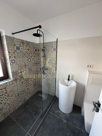 Casă tip duplex de vânzare – Cartier Izvor, Brașov / Comision 0 - 8