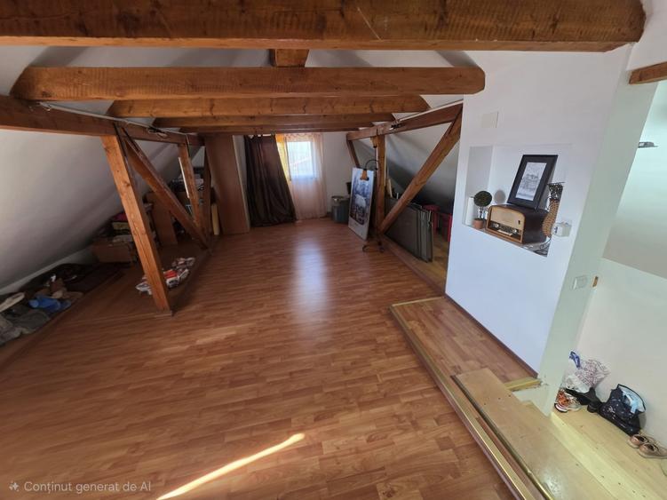 Vand casa Harman 4 camere  locatie centrala singur in curte - 14