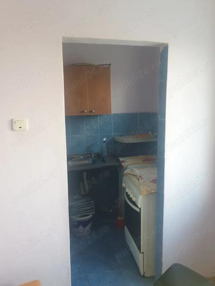 Proprietar: Garsoniera cu vedere la lac, vis-a-vis de Spitalul Pantelimon, Sector 2 - 5