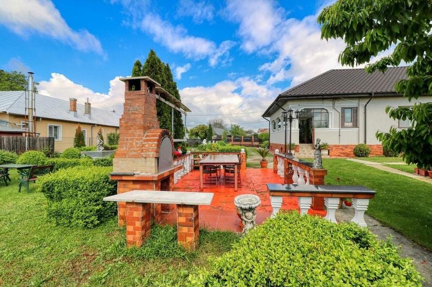 Investitie -Oportunitate - Casă boierească  de poveste- 7000 mp teren, - 43