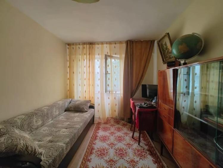 Zona 10 Nivele - Calarasi | 3 Camere | Decomandat | Centrala - 12