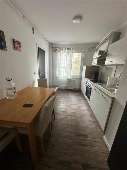 Decomandat cu Centrala Centru Gh Lazar - 1