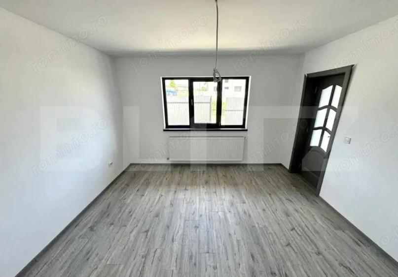 Casa de 4 camere, plan parter, 450 mp teren, Holboca - 1