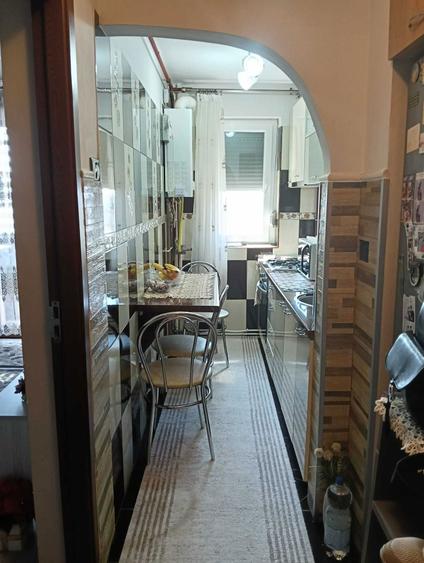 Vand apartament 2 camere semidecomandat - 4