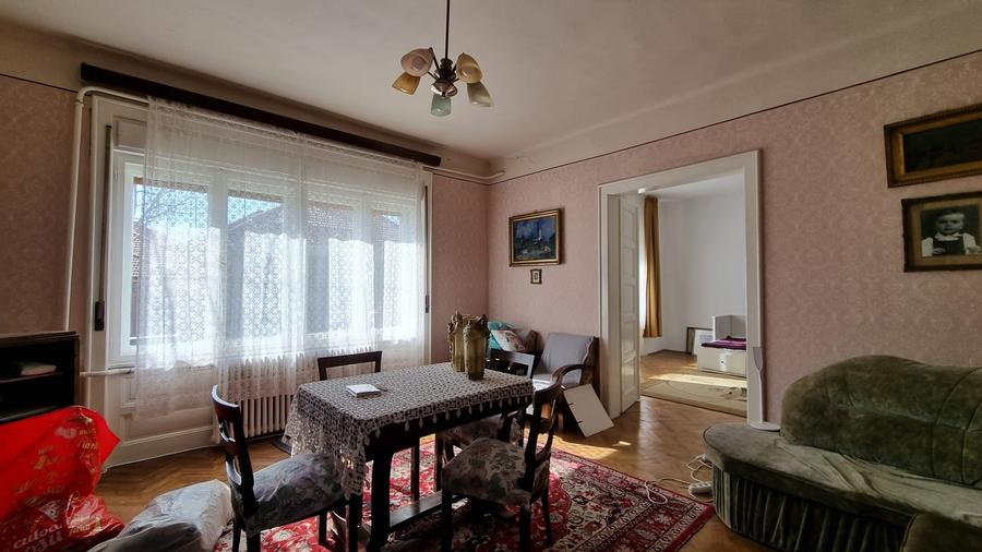 Casa individuala cu teren 421 mp zona Titulescu - 1