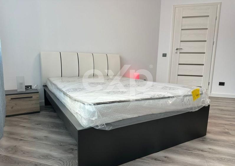 Apartament cu 2 camere semidecomandat, mobilat în Florești