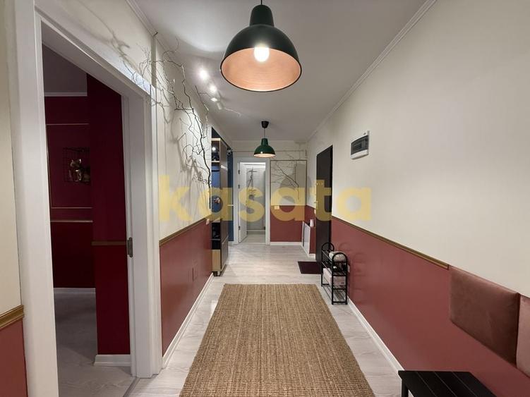 Apartament cu 3 camere decomandat în Matei Voievod