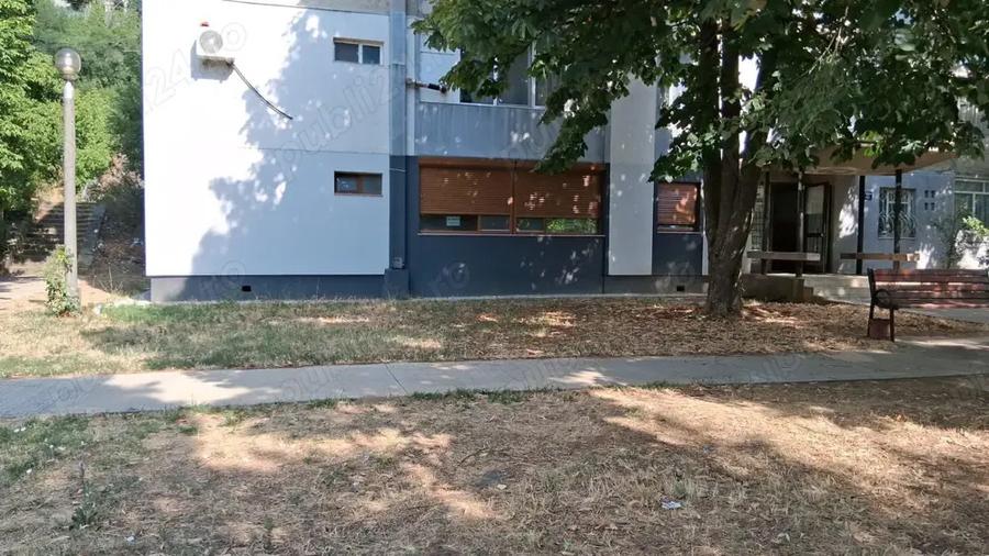 Apartament de vanzare - 8