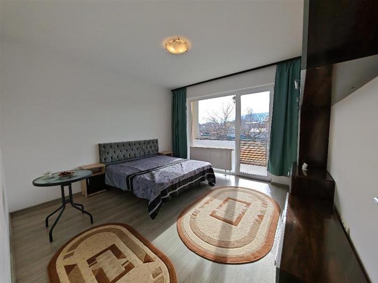 Inchiriem Garsoniera, Mobilata, Decomandata, Tractorul - 2