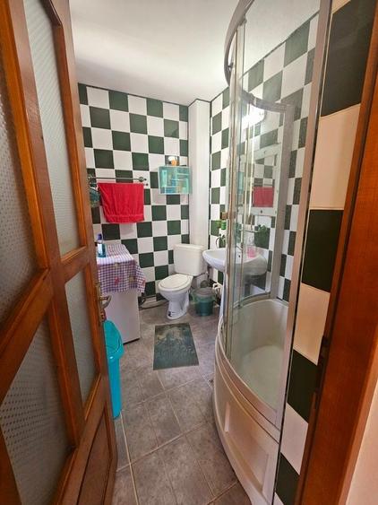 VILĂ ELEGANTĂ CU PRIVELIȘTE DEOSEBITĂ – VALENII DE MUNTE - 35