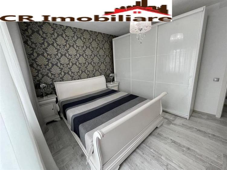 Apartament cu 3 camere decomandat, mobilat în Vitan