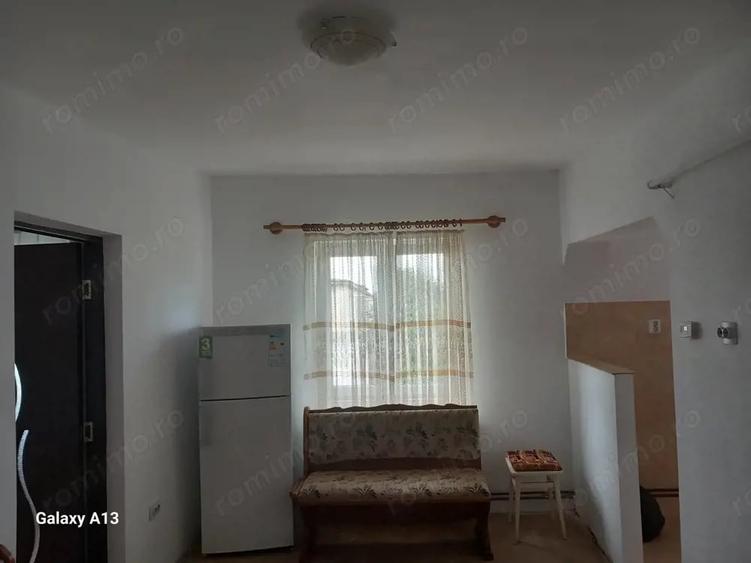 Apartament cu 2 camere semidecomandat în Micro 14