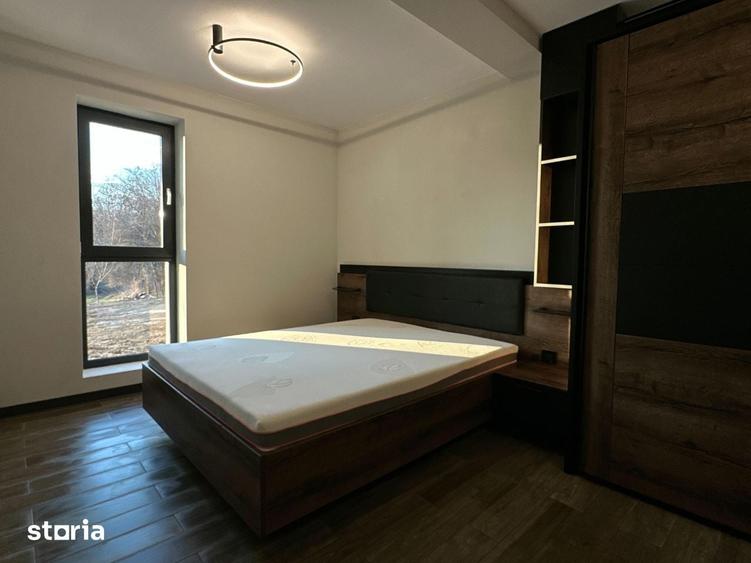 Casă cu 4 camere cu Teren 400 Mp în Vlădești