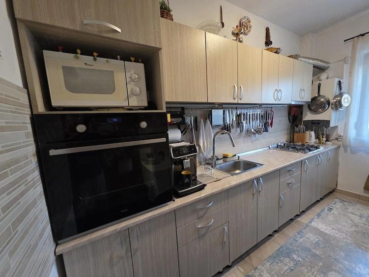 Apartament cu 2 camere decomandat în Dobroești