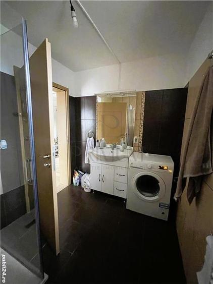 Casă individuală cu 5 camere cu Canalizare în Sânmihaiu Român
