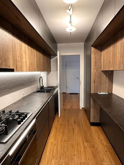 Apartament cu 2 camere decomandat în Noua
