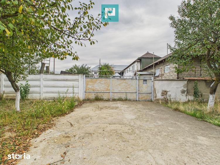 Casă cu Teren 2880 Mp în Semlac