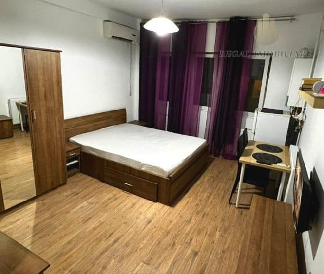 Garsonieră decomandată, mobilată în Unirii