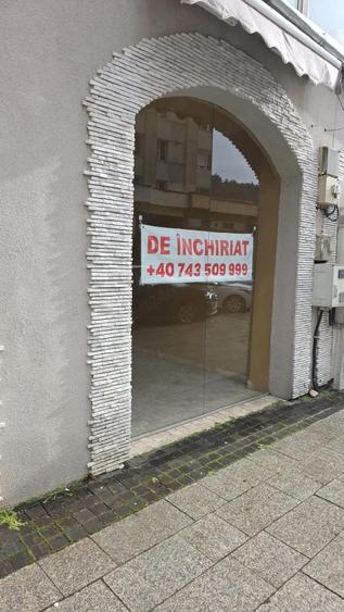 Spațiu comercial, de 45 mp, în Central