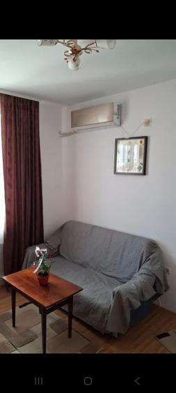 Apartament cu 2 camere semidecomandat în Casa de Cultură