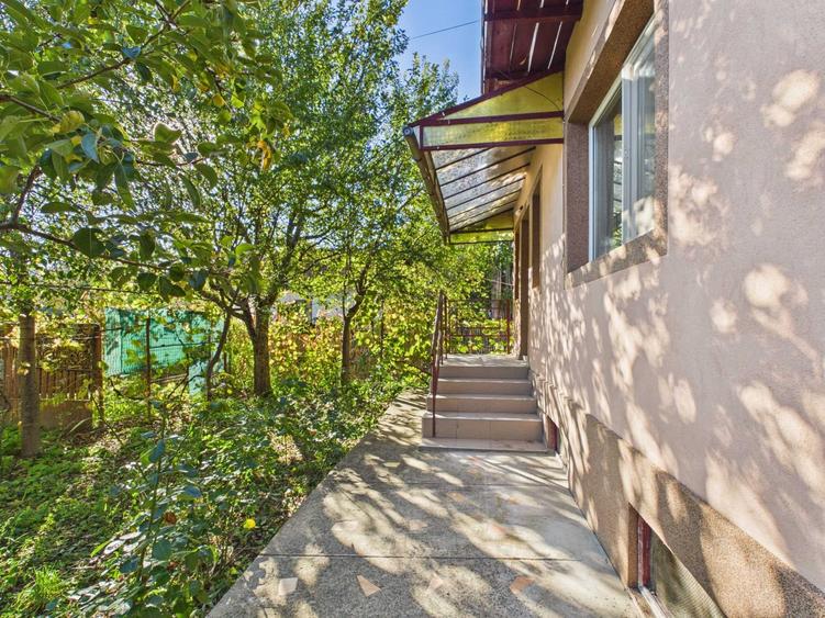 Casă individuală cu 2 camere cu Teren 1270 Mp în Cozieni