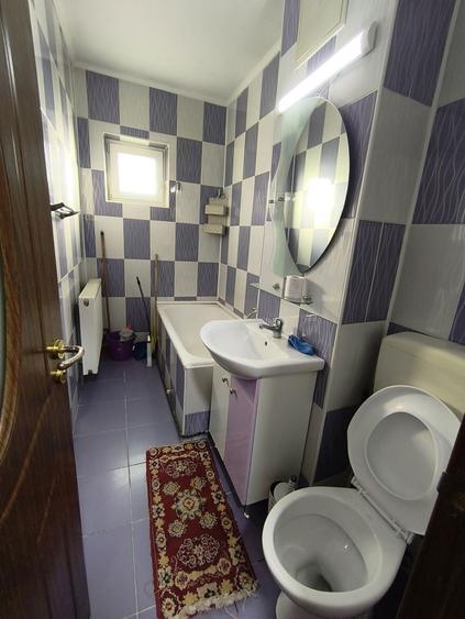 Ofer spre inchiriere garsoniera Mioveni,etaj 3 - 7