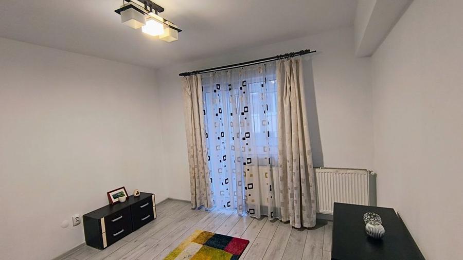 Inchiriez apartament cu 2 camere str Somesului, persoana fizica - 5