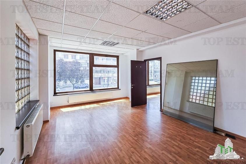 Cladire Targoviste de inchiriat, optim birouri, cabinete medicale - 16