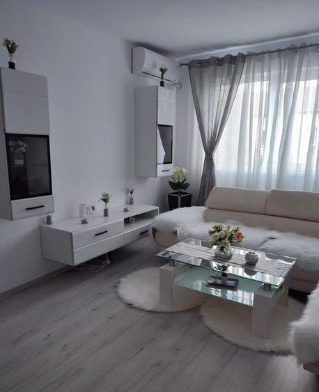 Apartament 3 camere, 60 mp, Spitalul Județean – renovat, COMISION 0% - 1