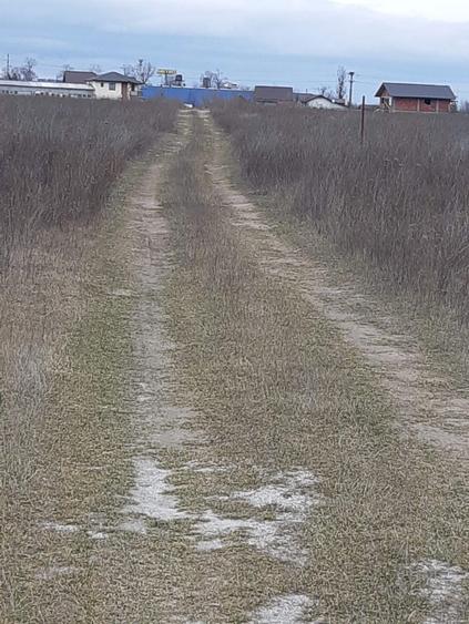 Teren Intravilan metro - 2