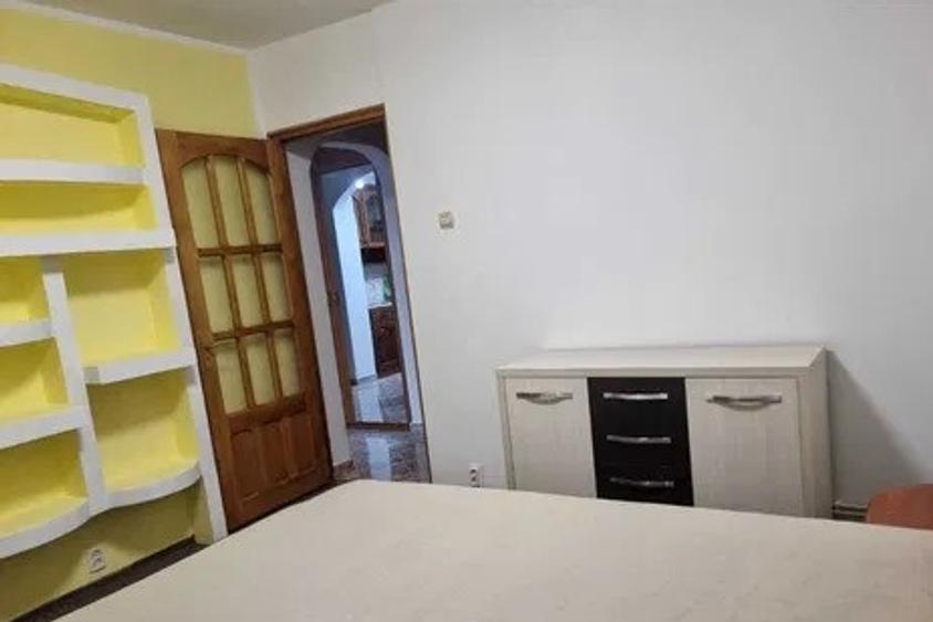 Apartament cu 2 camere, decomandat, zona Nicolina - 6