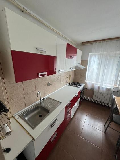 Apartament 3 camere Dacia - 1