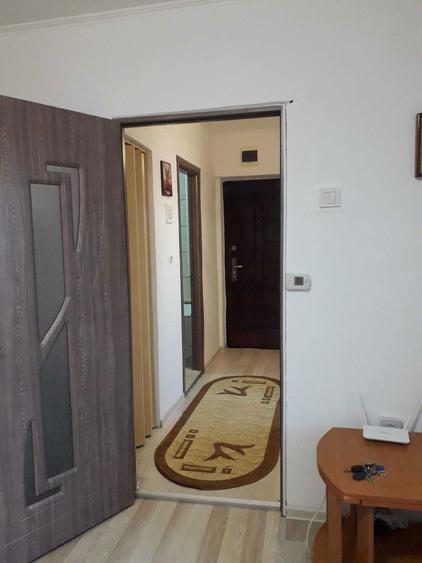 Inchiriez garsoniera - 1