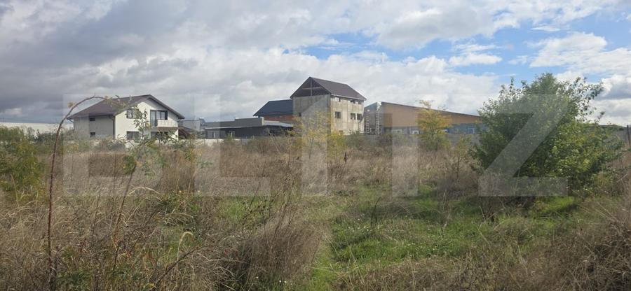 Teren intravilan 2.000 mp, zona Selgros - 3