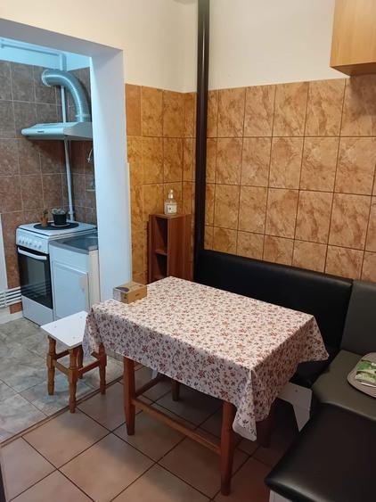 Inchiriez garsoniera - 4