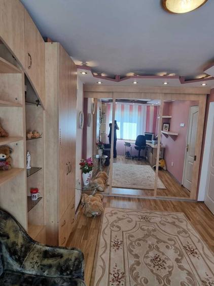 Apartament de vanzare - 7